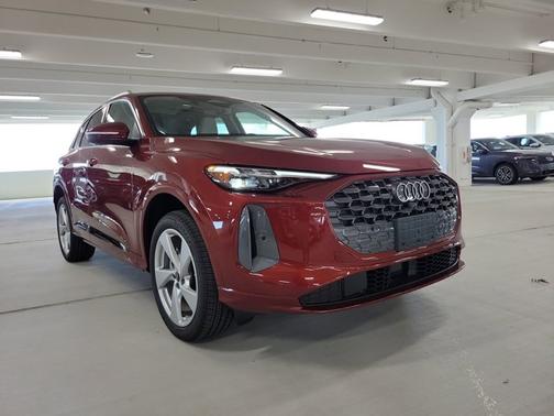 2025 Audi Q5 Premium Plus