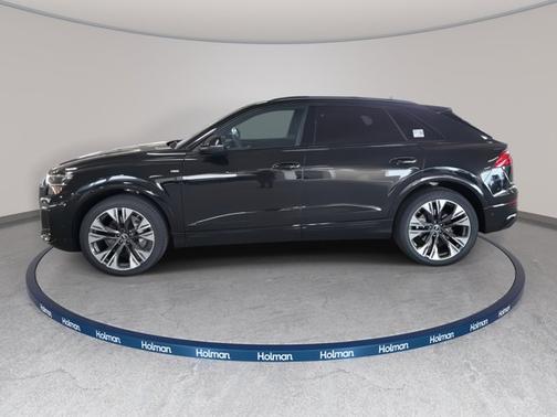 2025 Audi Q8 Premium Plus