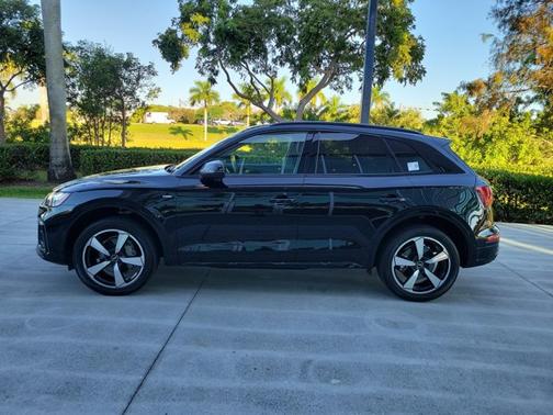 2023 Audi Q5 S line Prestige