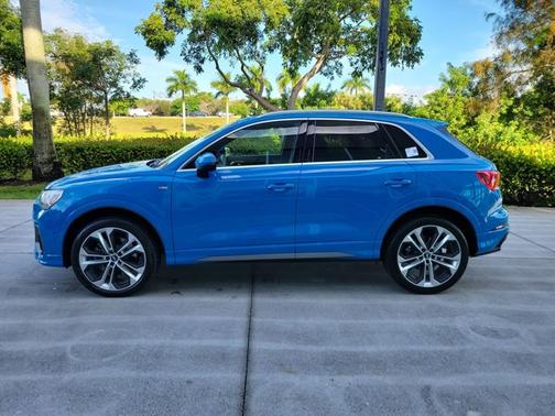 2020 Audi Q3 S line Prestige