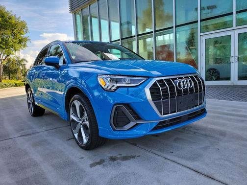 2020 Audi Q3 S line Prestige