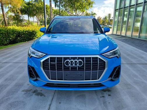 2020 Audi Q3 S line Prestige