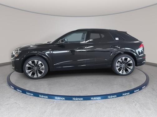 2025 Audi Q8 Premium Plus