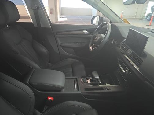 2023 Audi Q5 Prestige 45 TFSI S line quattro S tronic