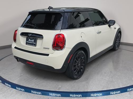 2021 MINI Hardtop 
