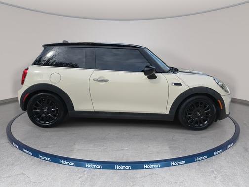 2021 MINI Hardtop 