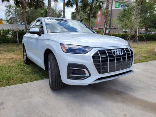 2024 Audi Q5 Premium