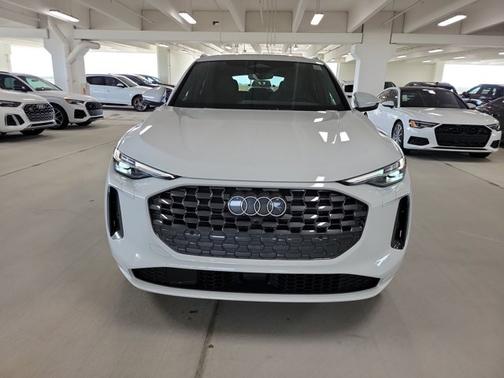 2025 Audi Q5 Premium Plus