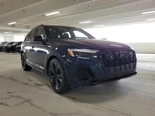 2025 Audi Q7 Prestige