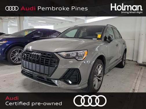2022 Audi Q3 S line Premium