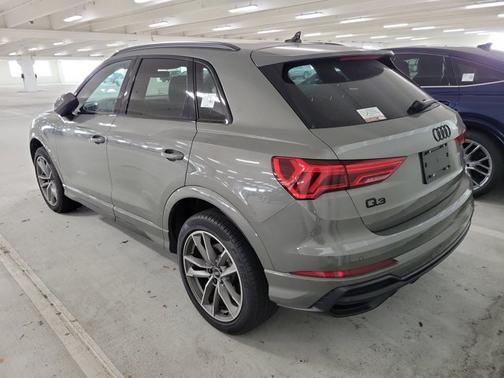 2022 Audi Q3 S line Premium