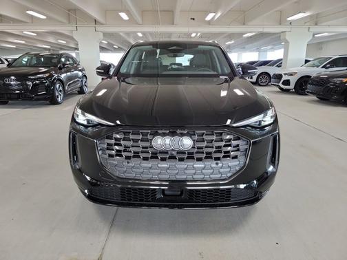 2025 Audi Q5 Premium
