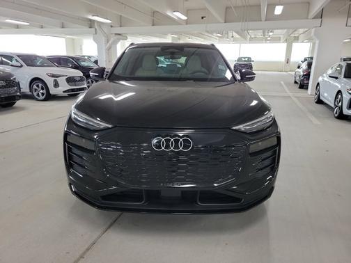 2025 Audi Q6 e-tron Premium Plus