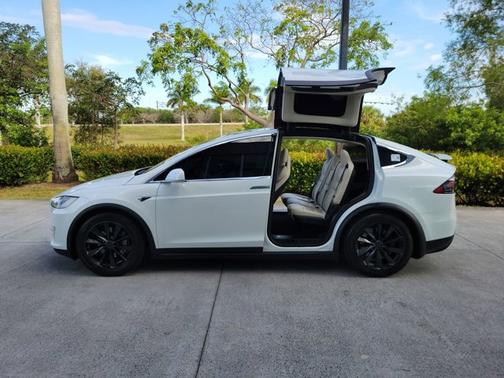 2017 Tesla Model X 100D
