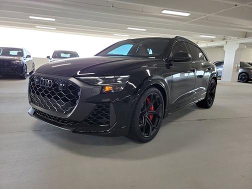 2025 Audi RS Q8 performance