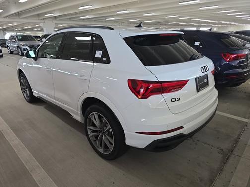 2025 Audi Q3 S line Premium
