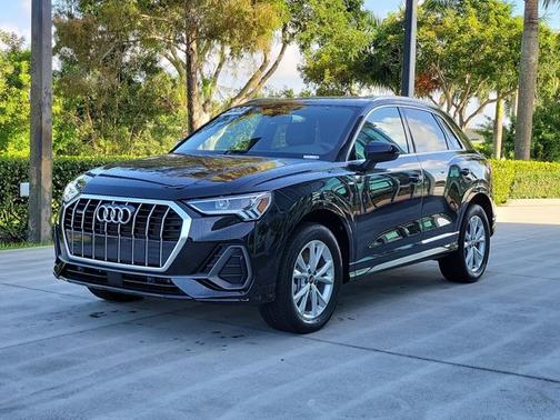 2025 Audi Q3 S line Premium