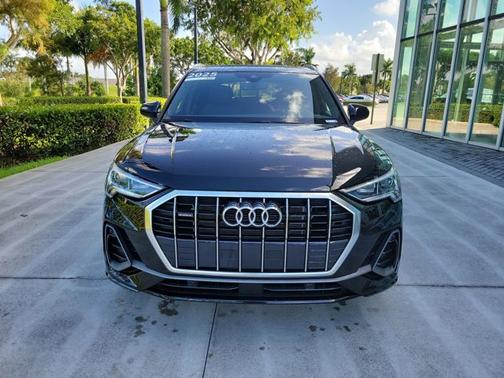2025 Audi Q3 S line Premium