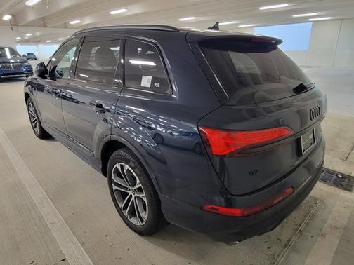 2025 Audi Q7 Premium Plus