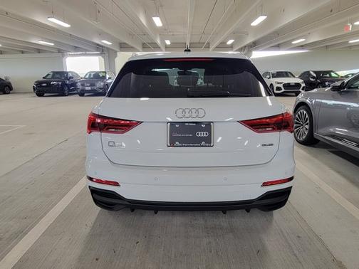 2024 Audi Q3 S line Premium