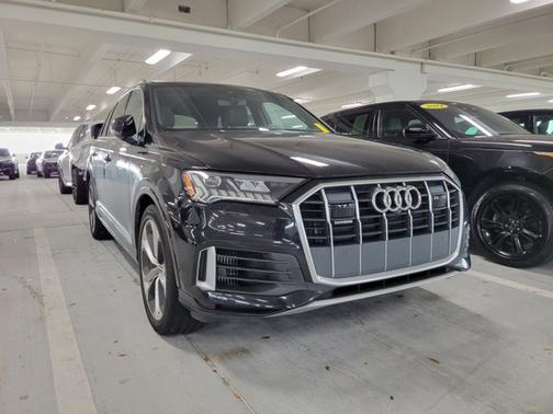 2021 Audi Q7 Premium Plus