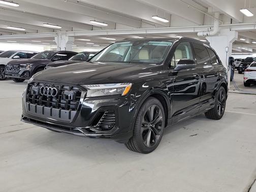 2025 Audi Q7 Prestige