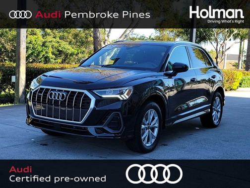 2024 Audi Q3 S line Premium Plus