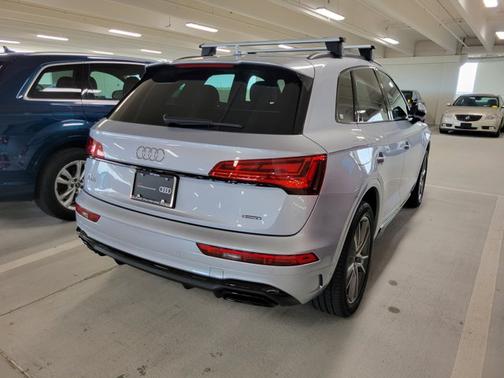 2025 Audi Q5 S line Premium