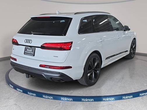 2026 Audi Q7 Premium Plus