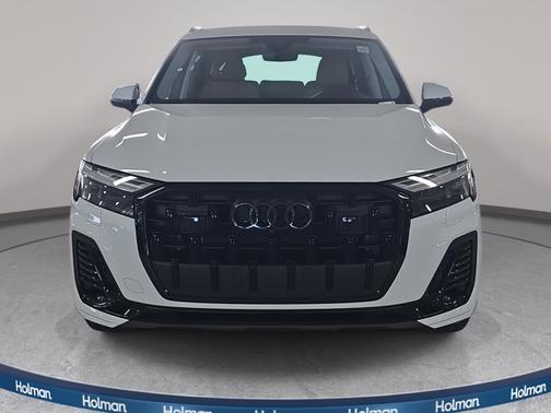 2026 Audi Q7 Premium Plus