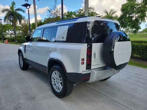 2023 Land Rover Defender S