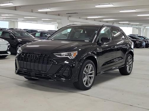 2025 Audi Q3 S line Premium