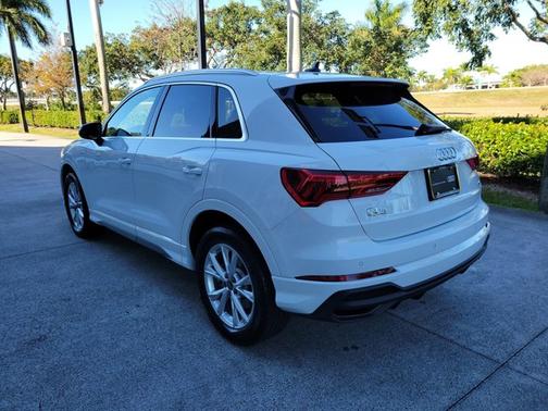 2024 Audi Q3 S line Premium Plus
