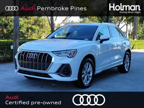 2024 Audi Q3 S line Premium Plus