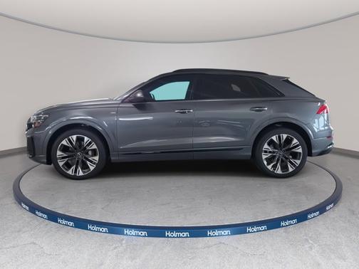 2025 Audi Q8 Premium Plus