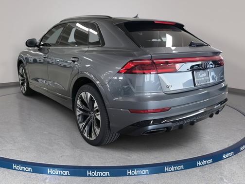 2025 Audi Q8 Premium Plus