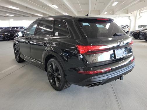 2025 Audi Q7 Prestige