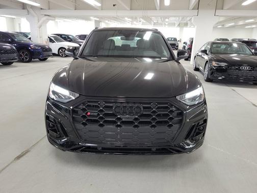 2025 Audi SQ5 Premium Plus