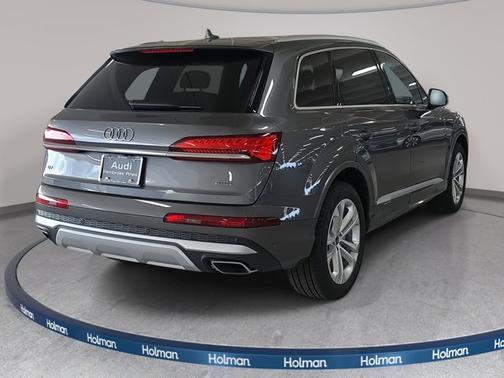 2026 Audi Q7 Premium Plus
