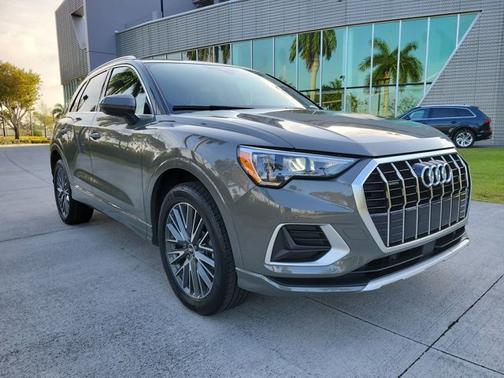2021 Audi Q3 Premium