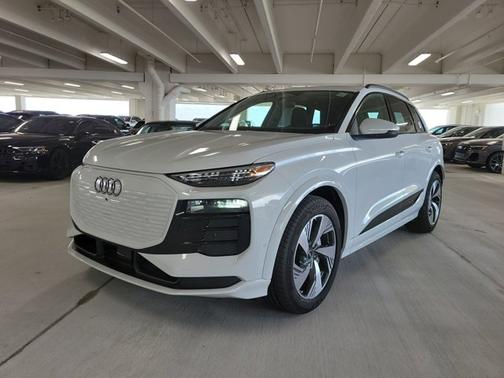 2025 Audi Q6 e-tron Prestige