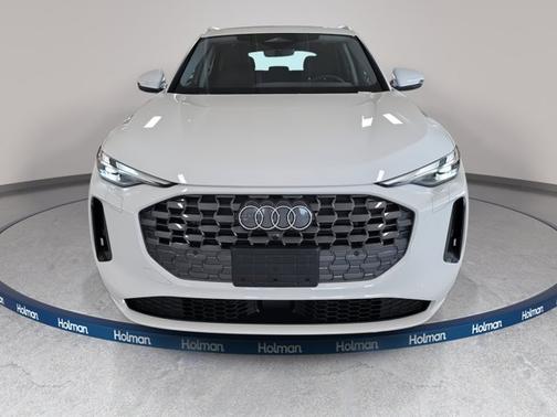 2025 Audi Q5 Premium