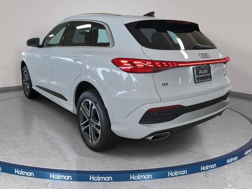 2025 Audi Q5 Premium