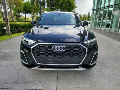 2023 Audi Q5 S line Prestige