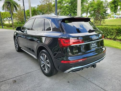 2023 Audi Q5 S line Prestige