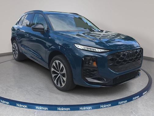 Malpelo Blue Metallic 2026 Audi Q3 TFSI quattro S tronic