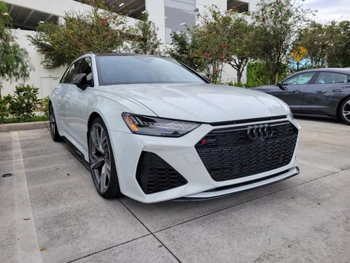 2021 Audi RS 6 Avant 