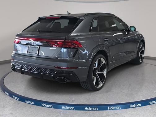 2026 Audi RS Q8 performance