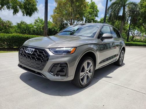 2025 Audi Q5 S line Premium