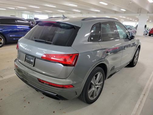 2025 Audi Q5 S line Premium